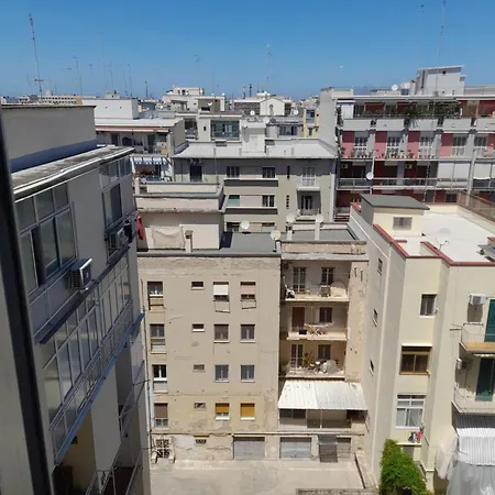 Bed & Breakfast Ganaj - Corso Italia 89 - 3*