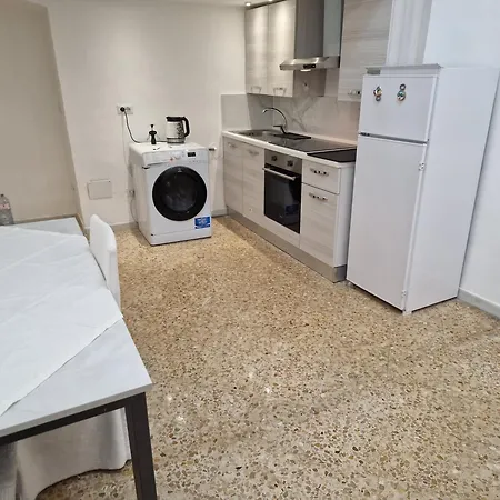 Ganaj Corso Italia 89 Bed & Breakfast 3*